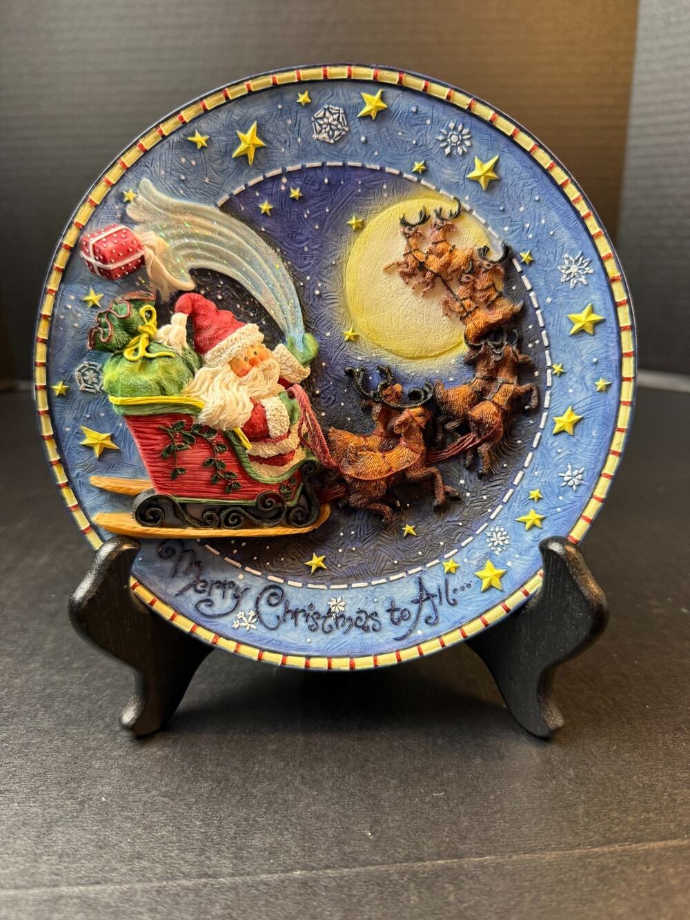 Limited Edition Enesco Collectors 3-D Plate 1997 In The Spirit of Santa 284912